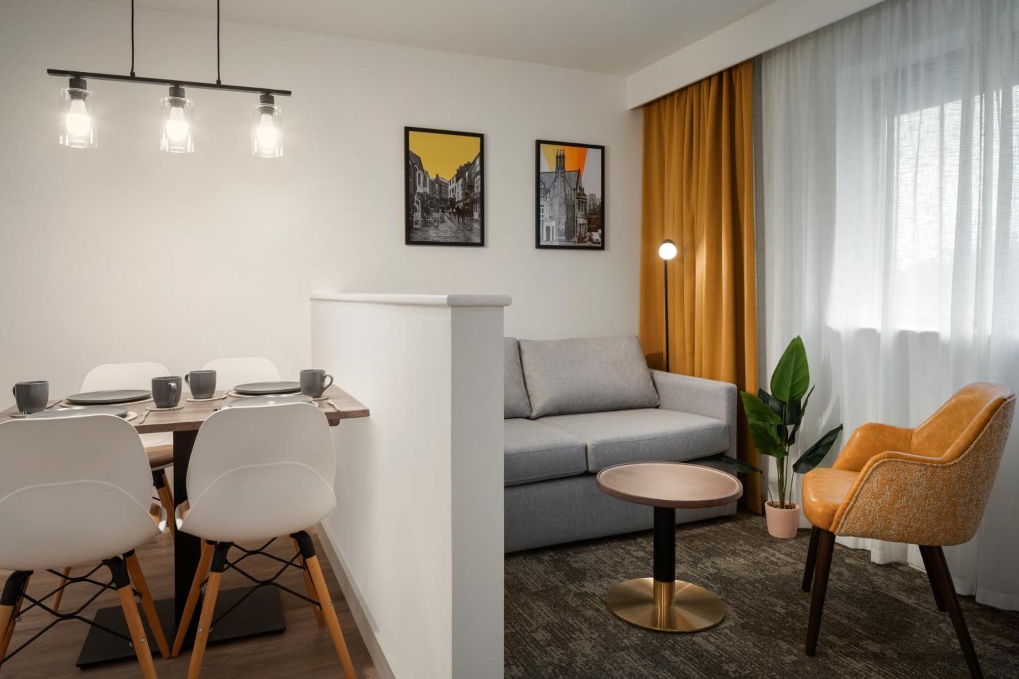 מלון Super 8 By Wyndham דורהם מראה חיצוני תמונה